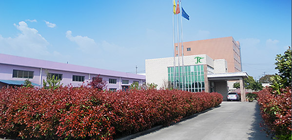 上海金慈實(shí)業(yè)有限公司，丙綸高強(qiáng)絲，丙綸色絲，丙綸中空絲，丙綸異形絲，丙綸夜光紗，高強(qiáng)丙綸絲，丙綸工業(yè)絲，丙綸熒光絲